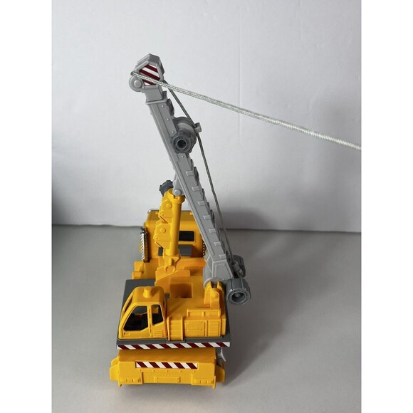 DRIVEN by Battat – 7" Micro Crane Yellow Truck Toy Kids - Picture 5 of 8